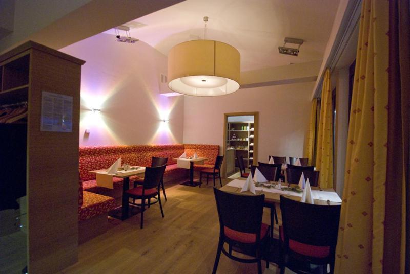 Restaurant Waldmeisterei Gera Dış mekan fotoğraf